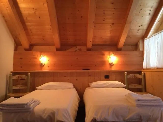 Torre Del Cioit Bed & Breakfast Cencenighe 0*,